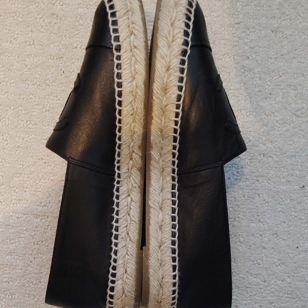 CHANEL Black Leather Espadrilles Authentic - Picture 7 of 7